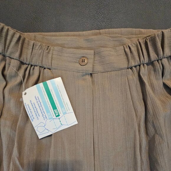 AB Sport Beige Skirt - Picture 7 of 7